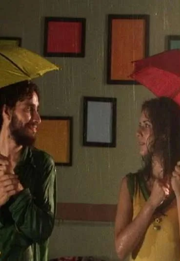 Composición para goteras en lluvia sostenida