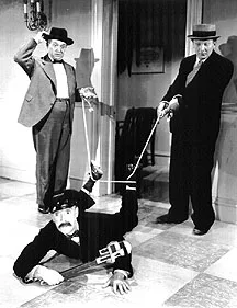 Defective Detectives