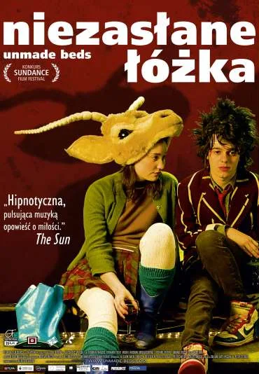 Niezasłane łóżka