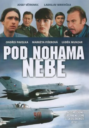 Pod nohama nebe