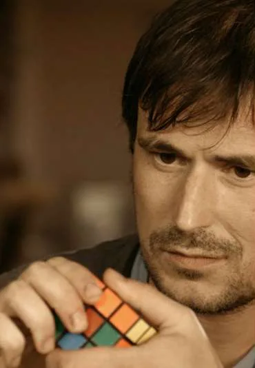 Pod wiatr nie popłynie słodki zapach kwiatów